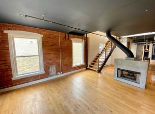 535 Queen St E #9, Toronto, ON M5A 1V1