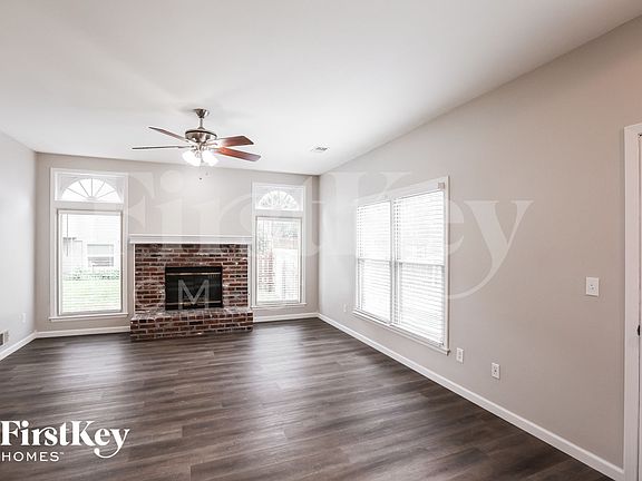 3rd image of 11637 Cody St