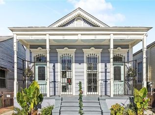 2411 Burgundy St, New Orleans, LA 70117