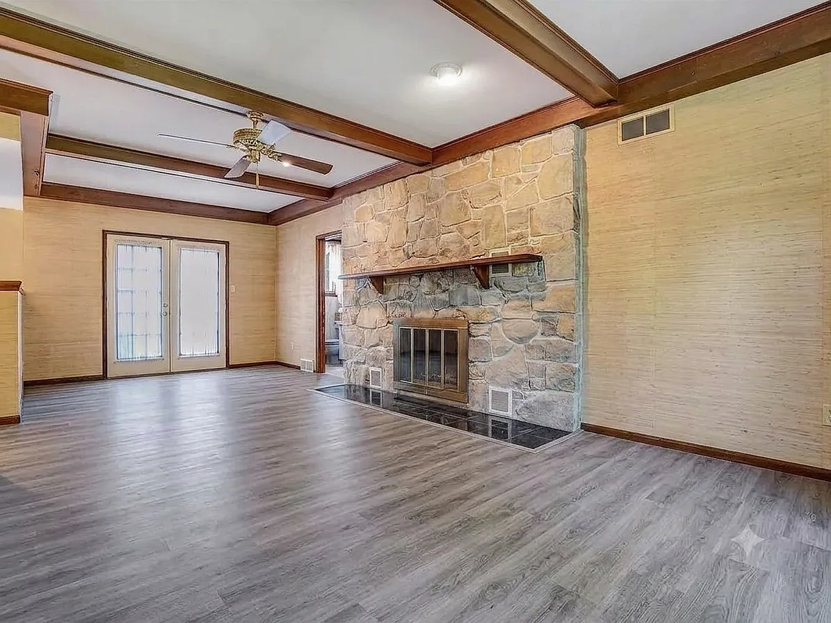 4 bed, 3411 sqft, $2,800 — Photo 4
