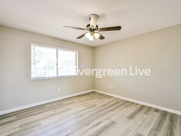 835 S Revolta Cir — Photo 11