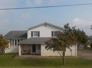 320 Fairview Ave, Masontown, PA