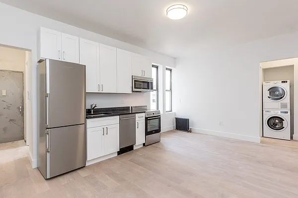 Rented by Nooklyn NYC LLC | media 22