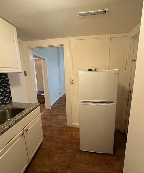 779 Virginia Ave NE #T — Photo 6
