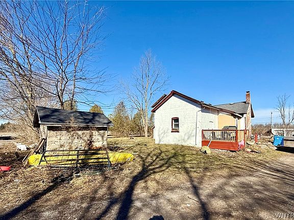 3rd image of 13123 Main Rd