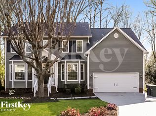 5388 Beechmont Dr, Greensboro, NC 27410