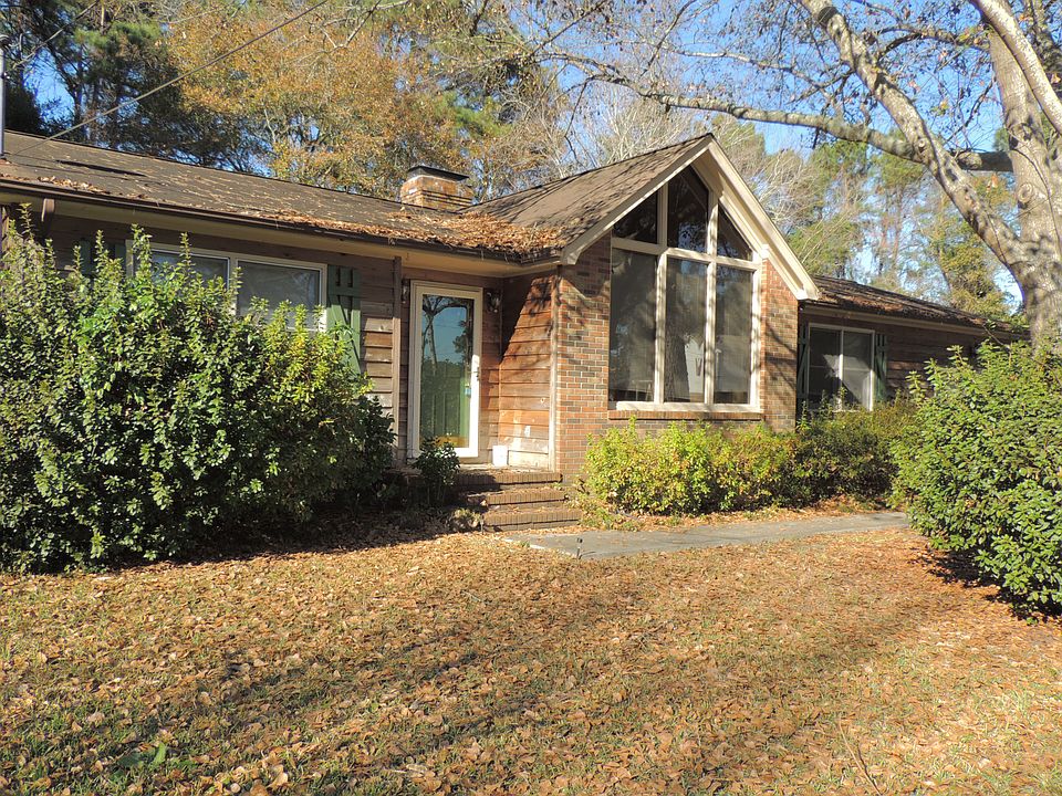 2nd image of 4401 Huckleberry Rd