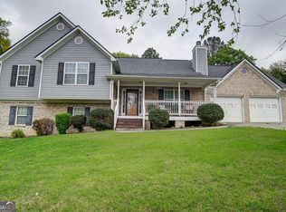 132 King George Ct SW, Calhoun, GA 30701
