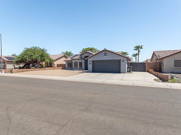 3rd image of 2541 S Cheyenne Ave