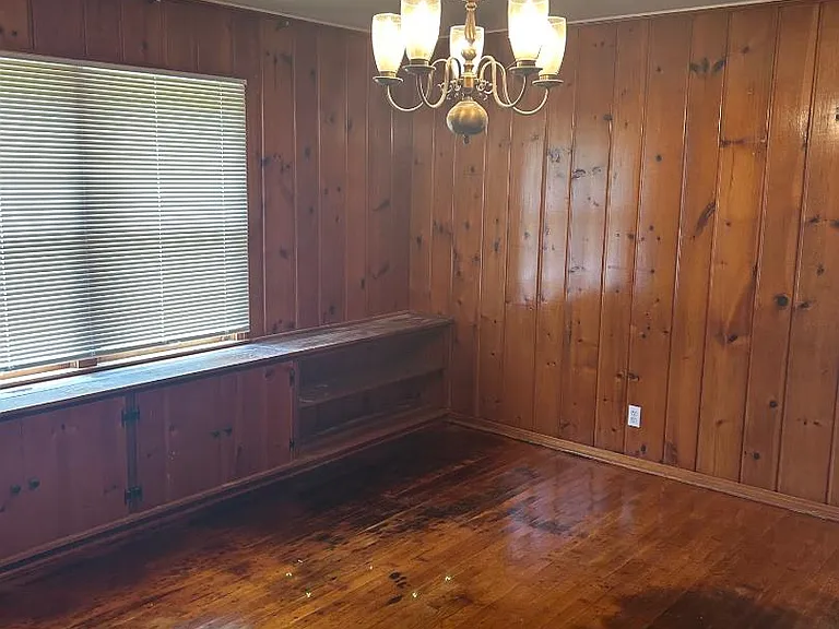 4806 Kendall Ave — Photo 3