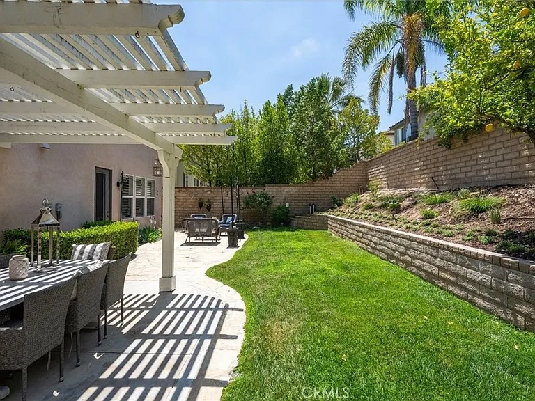 24231 Blossom Ct — Photo 47