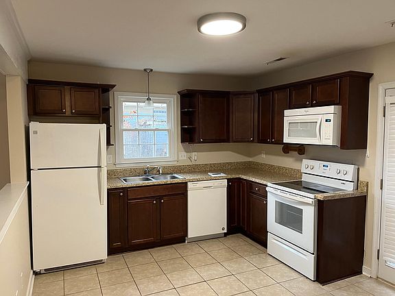 2nd image of 9336 Edington Dr