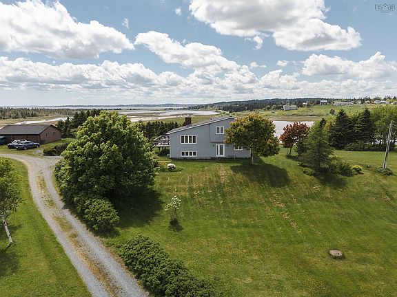2nd image of 3930 Lawrencetown Rd