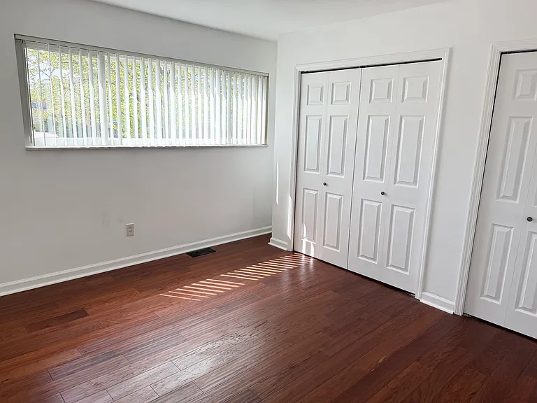 4830 Briarwood Ave #D2 — Photo 5