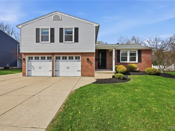 118 Treehaven Rd, West Seneca, NY 14224