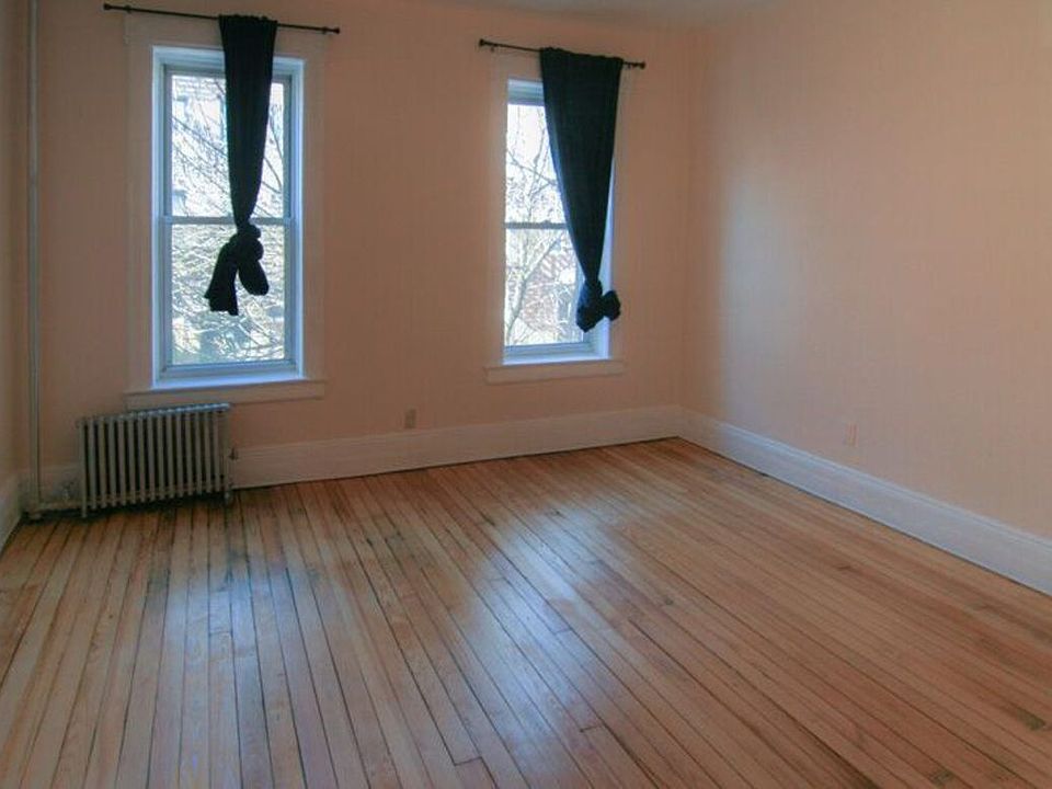 1st image of 25-9 35th St #2