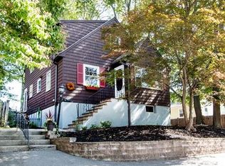 97R Maple St, West Roxbury, MA 02132