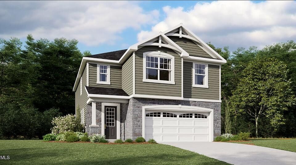 1st image of 155 Sprenger St