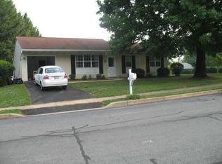 2509 Valley Dr, Lancaster, PA
