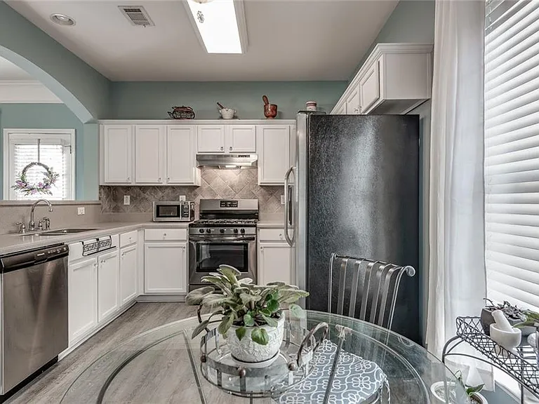 5335 Locomotive Ln — Photo 8