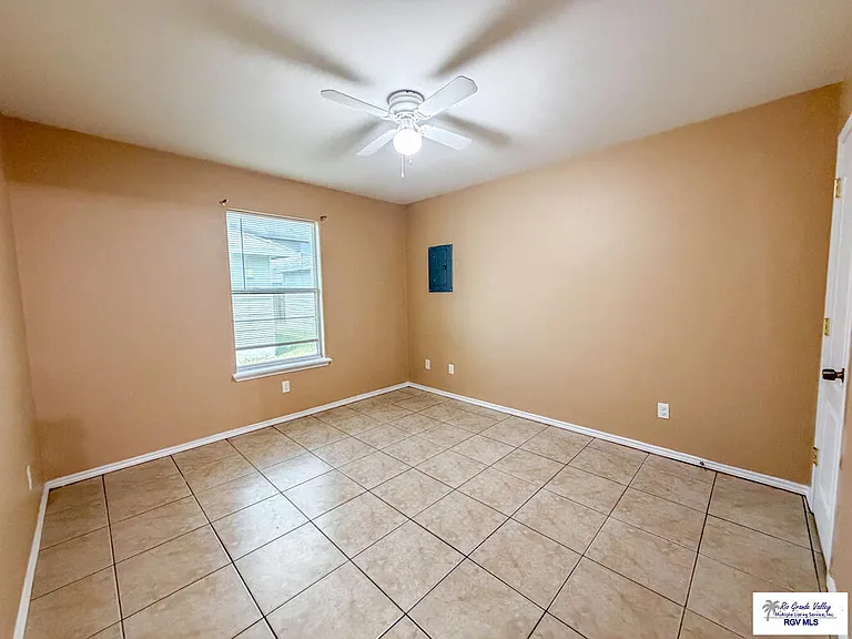 805 W Arroyo Park Ln #2 — Photo 8