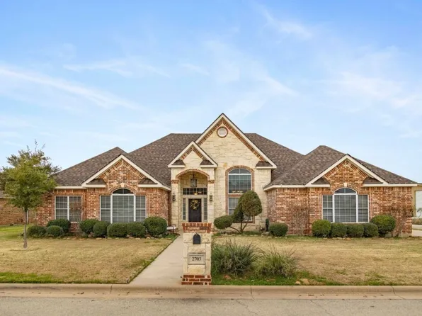 2703 Deer Xing, Brownwood, TX 76801