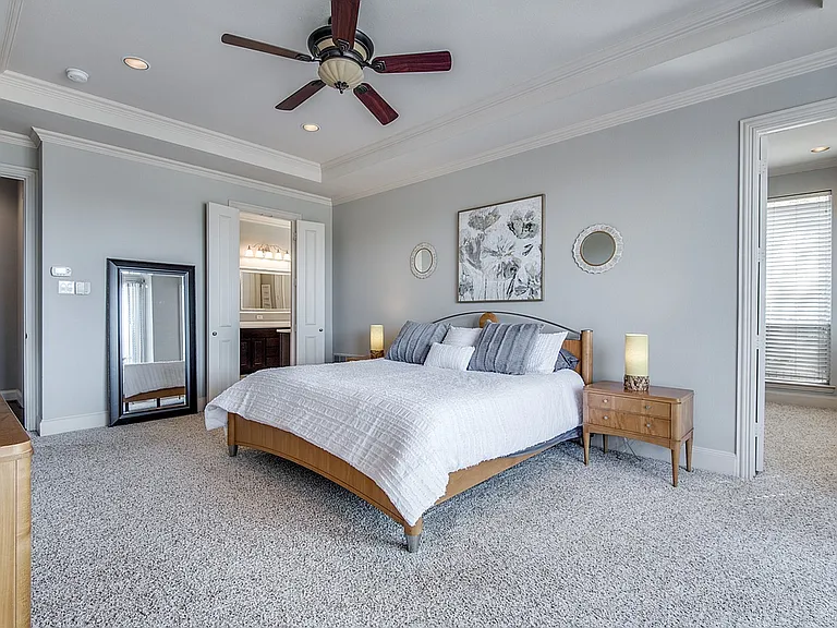 809 Glen Rose Dr — Photo 17