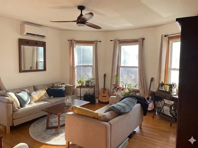 51 Creighton St #2 — Photo 1