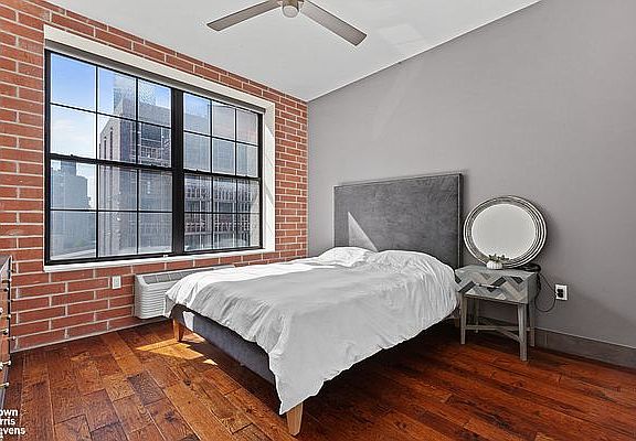 5th image of 42-60 Crescent St #5D