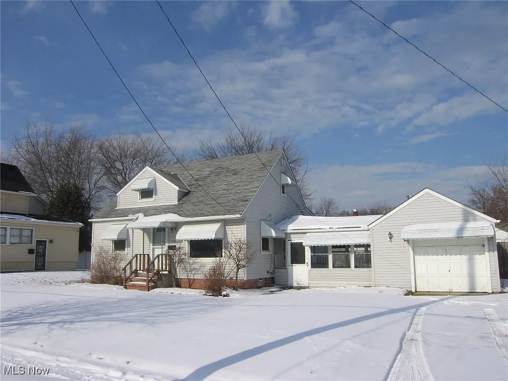 20591 Ball Ave photo 1