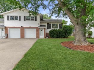 6014 Johnson St, Mc Farland, WI 53558