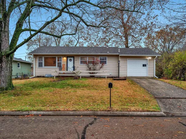 2917 NE Quincy St, Topeka, KS 66617