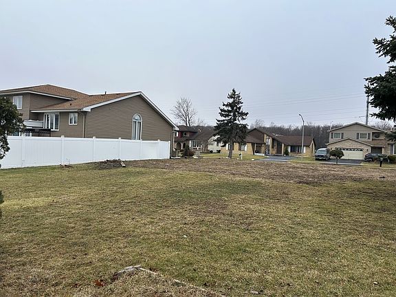 2nd image of 18619 Laramie Rd