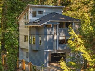 18808 47th Ave NE, Lake Forest Park, WA