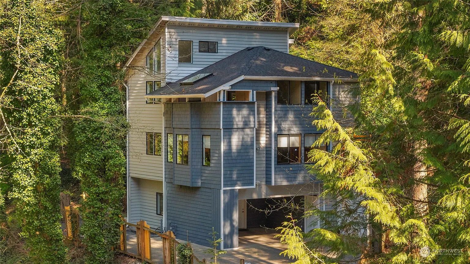 18808 47th Avenue NE photo 1