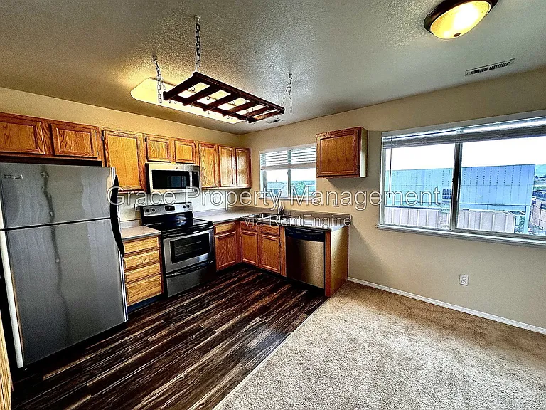 8495 S Reed St #3302 — Photo 2