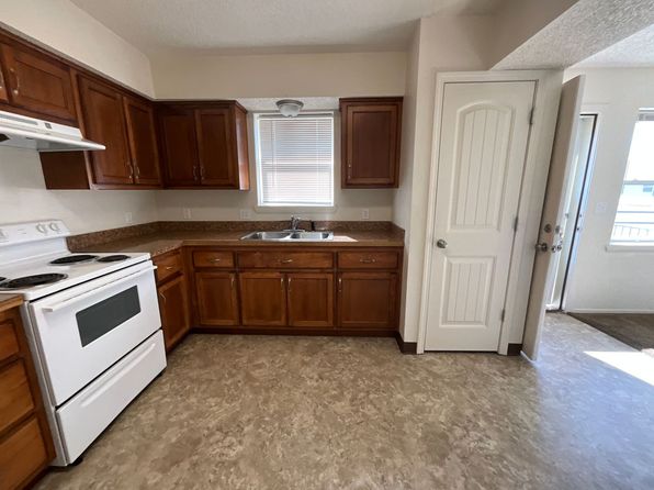 201 White Ave APT 16