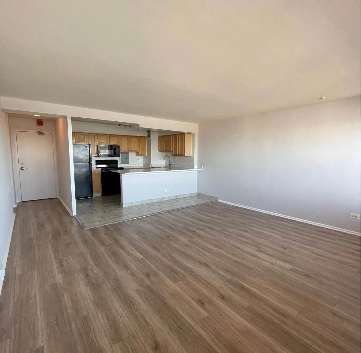 1 bed, $1,700 — Photo 3