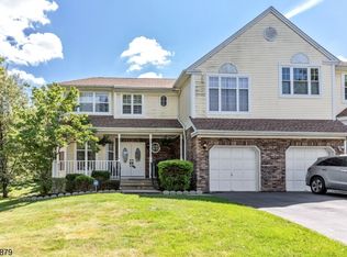 4 Sioux Ln, Branchburg, NJ 08876