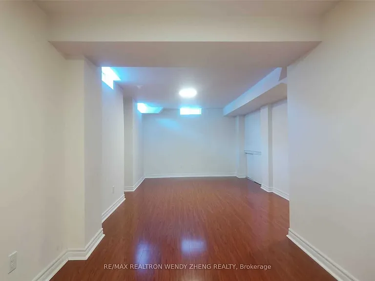 103 Greenhalf Dr — Photo 16