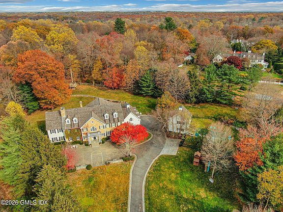 2nd image of 33 Highland Farm Rd