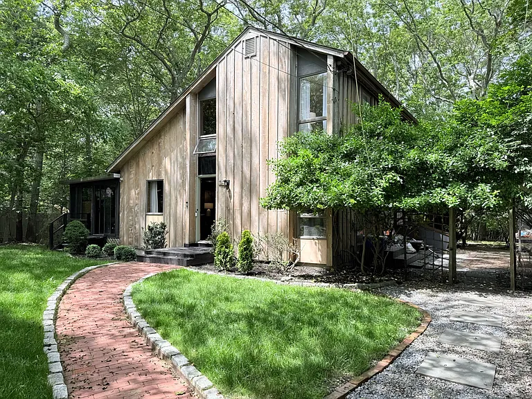 239 Big Fresh Pond Rd — Photo 5