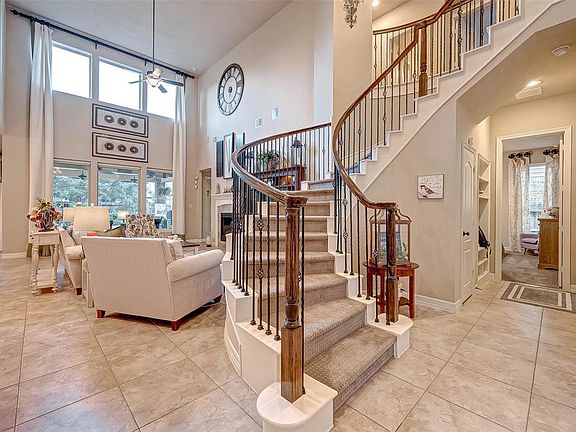 2nd image of 27414 Grayson Gap Ct
