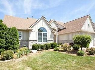 2361 Foxway Dr, Ann Arbor, MI 48105
