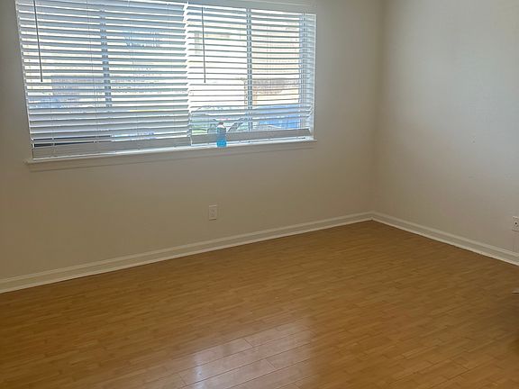 5th image of 125 Trellis Pl #125