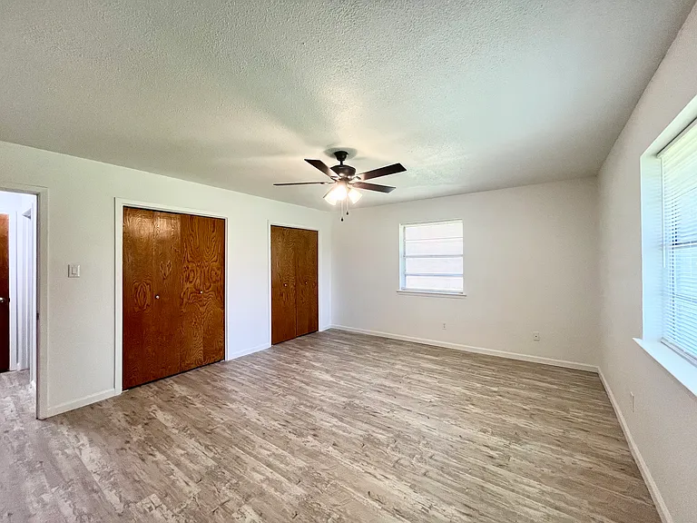 6415 Circo Dr — Photo 12