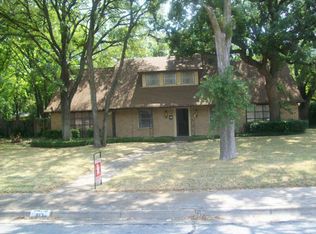 813 Egyptian Way, Grand Prairie, TX 75050