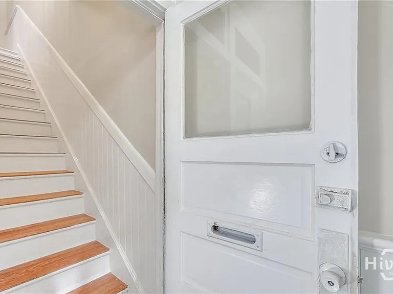 218 W Anderson St #UPPER — Photo 25
