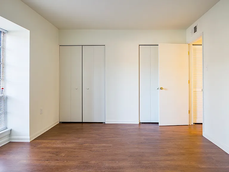 Oxford Hill Apartments — Photo 5