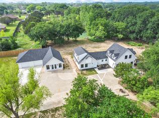 3225 Betty Ct, Granbury, TX 76049